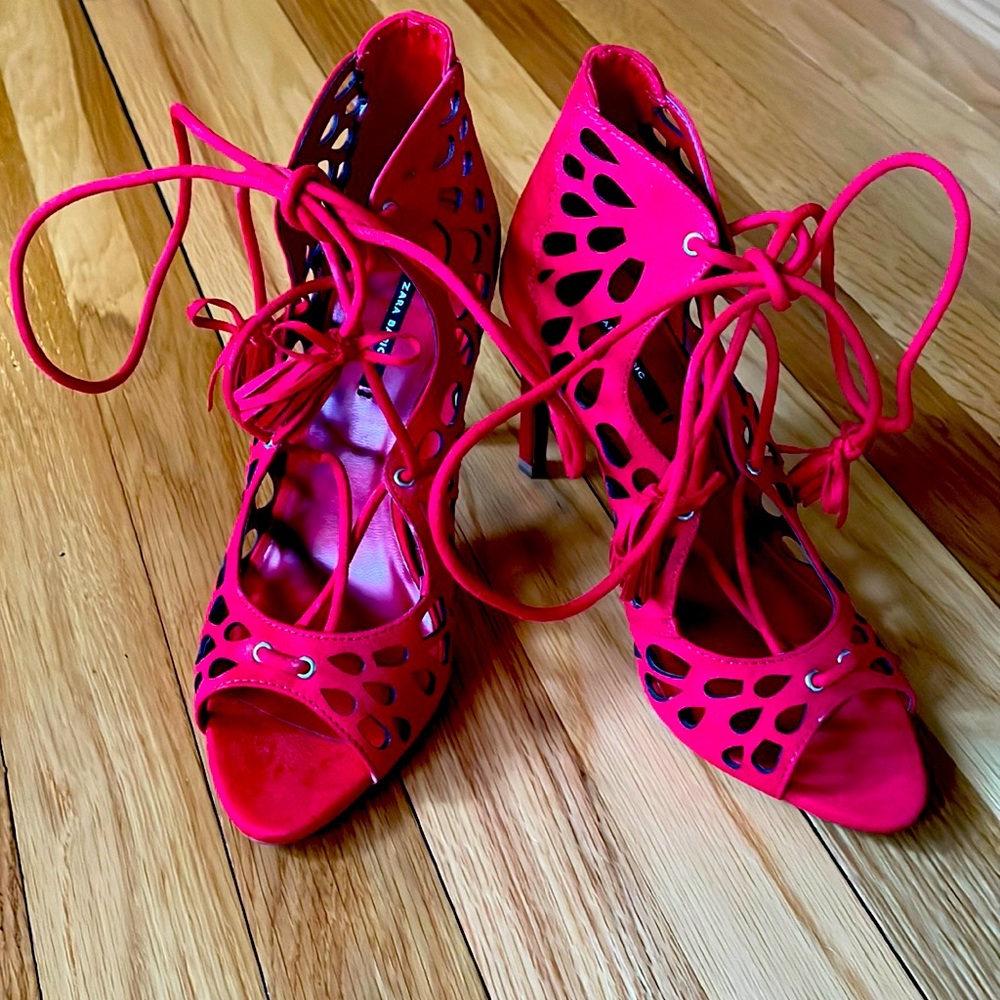 Zara Basic Brand Heels 👠